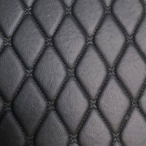 Meterware in schwarz mit schwarzen Nähten/Faden